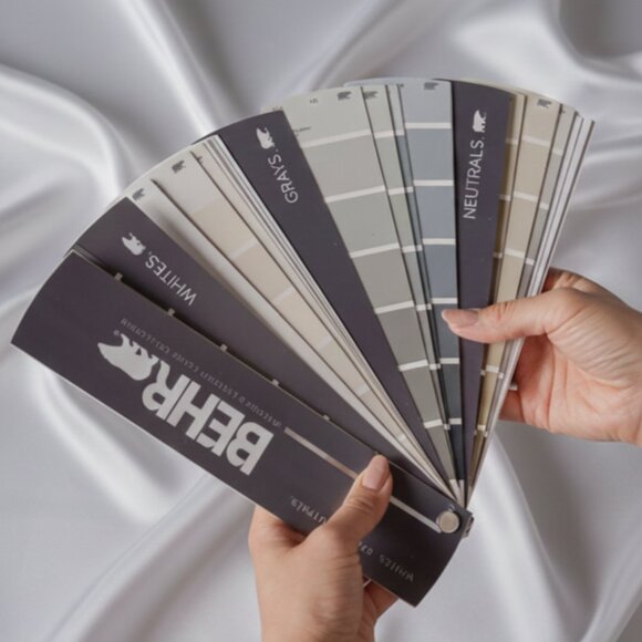 BEHR Whites Grays Neutrals Paint Color Swatch Book Fan Deck W&N-252 - Picture 1 of 8